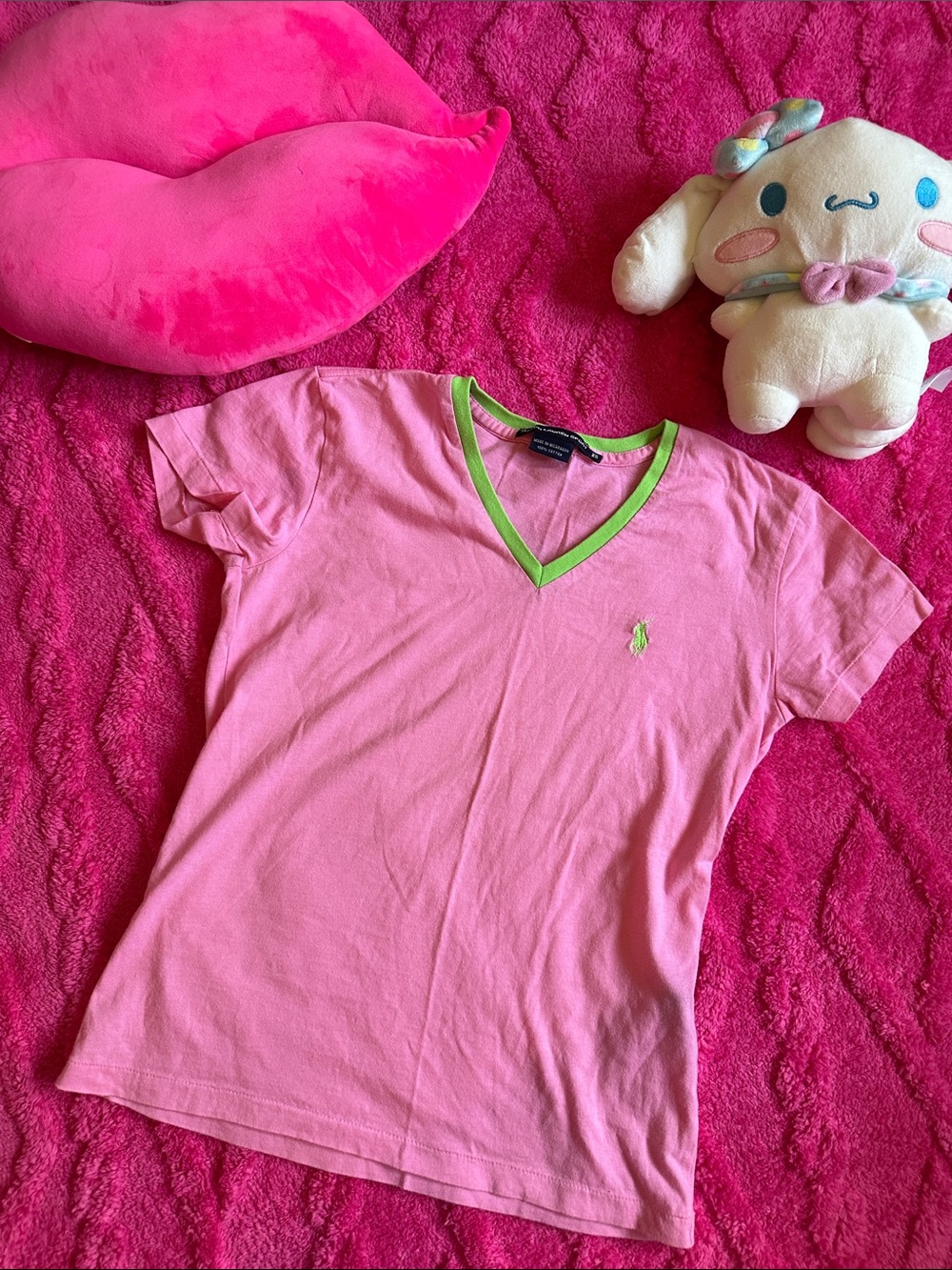 Y2K Ralph Lauren Pink Short-Sleeve V-Neck Tee with Green Trim
